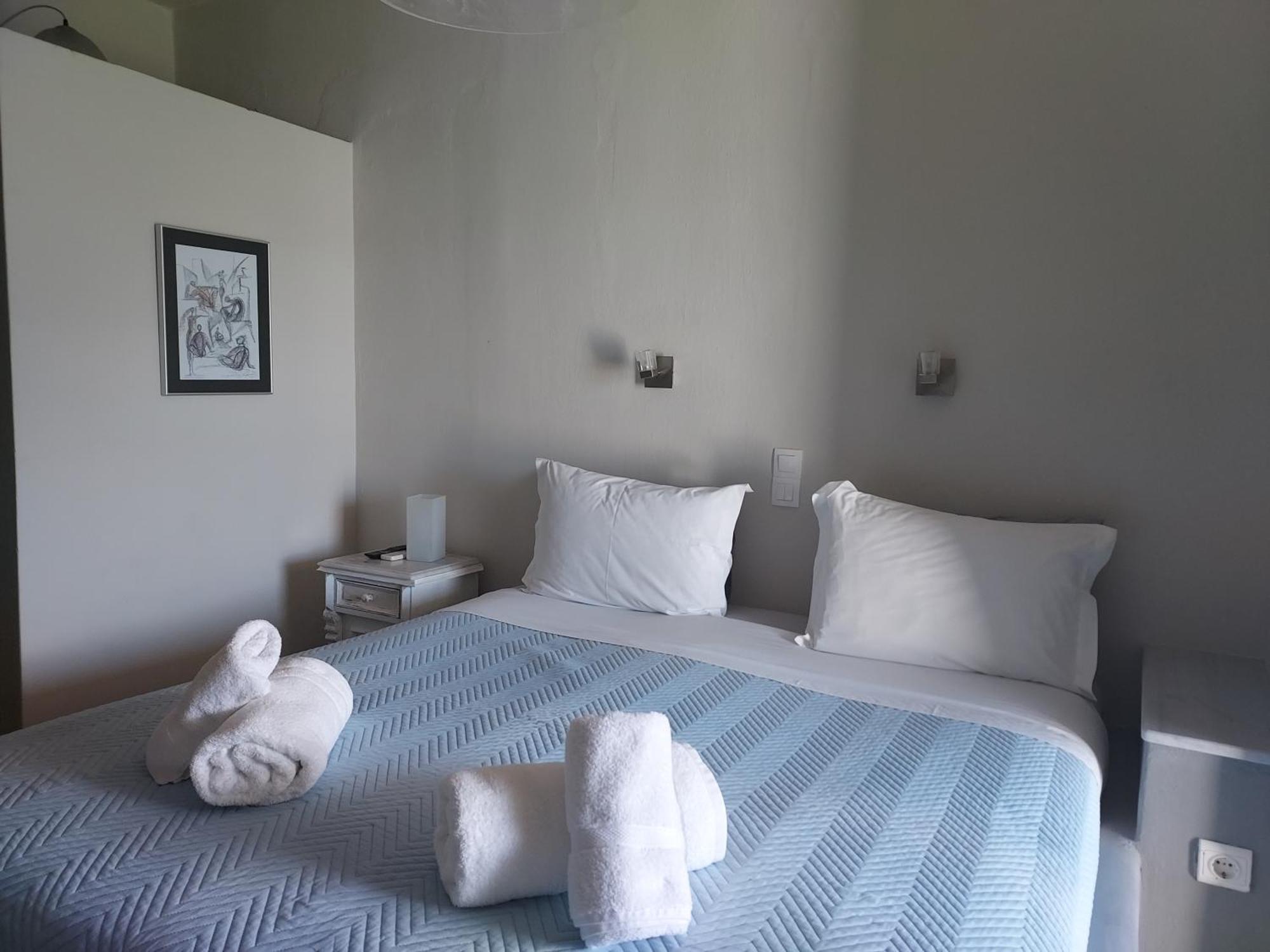 Villa Arni Andros - Βίλα Αρνη Batsíon Pokój zdjęcie