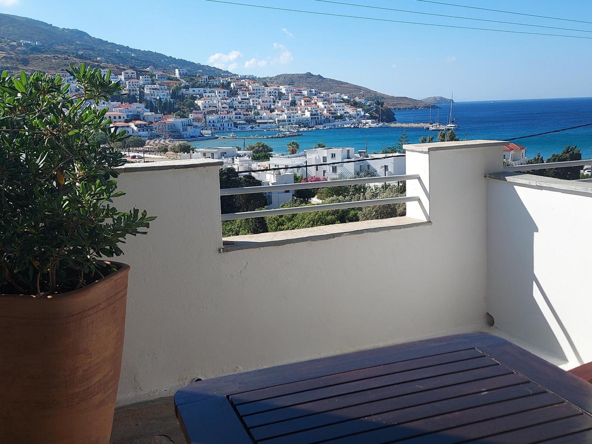 Villa Arni Andros - Βίλα Αρνη Batsíon Pokój zdjęcie